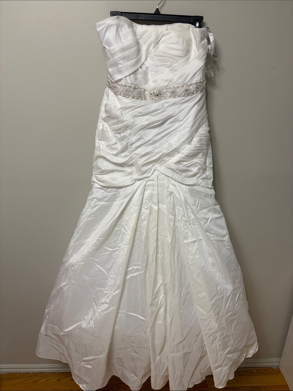 NWT Mary's Bridal 2238 Beaded Mermaid Wedding‎ Dress Corset Back Size 12